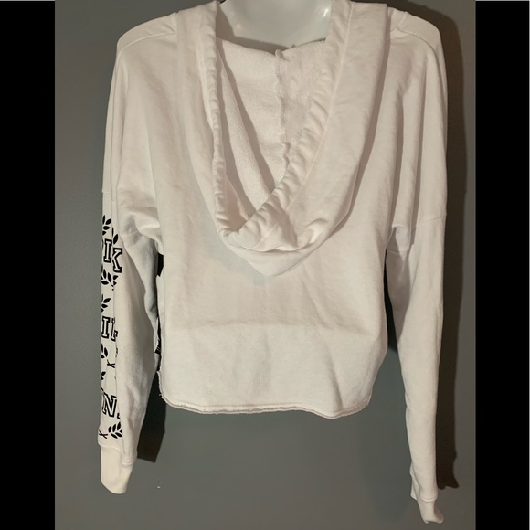 Victoria’s Secret PINK white cropped hoodie - Picture 3 of 7
